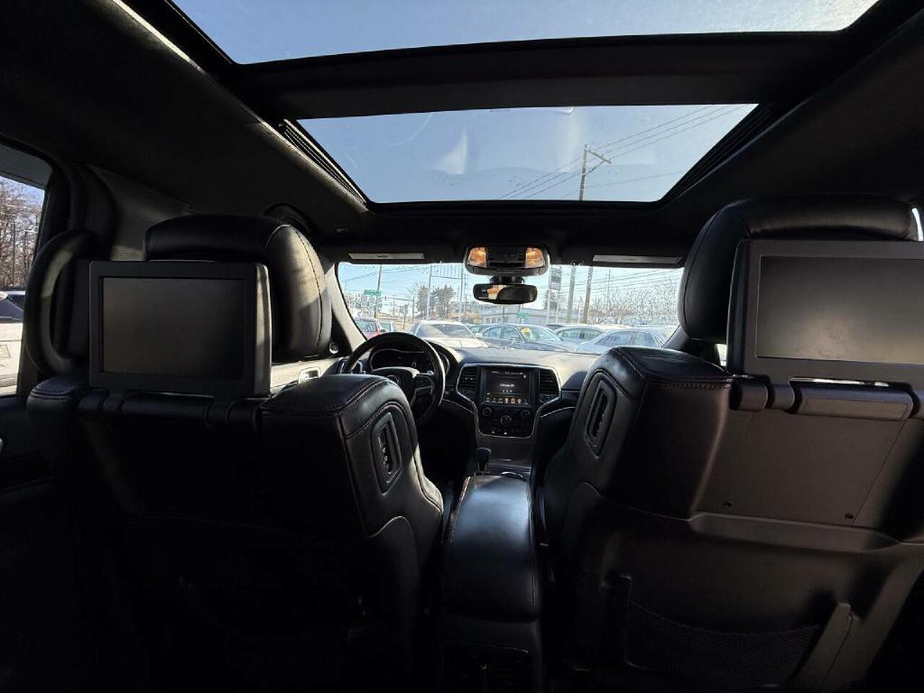 2017 Jeep Grand Cherokee Image 50