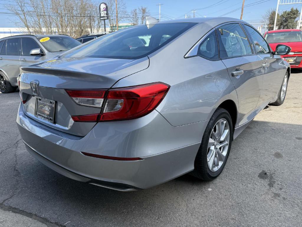 2018 Honda Accord Image 16
