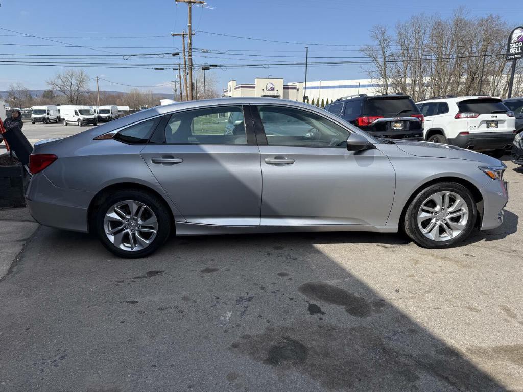 2018 Honda Accord Image 17