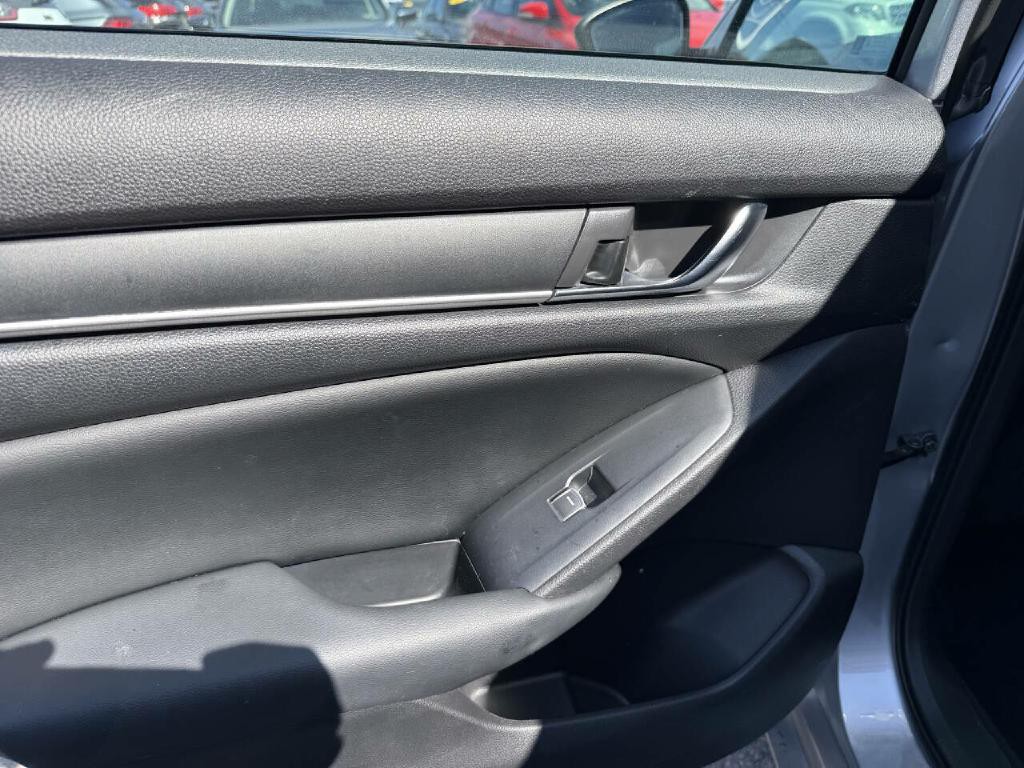 2018 Honda Accord Image 33