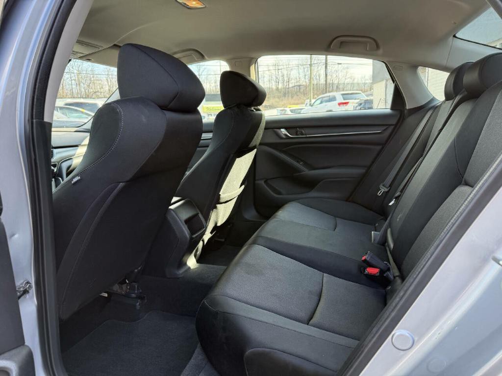 2018 Honda Accord Image 34