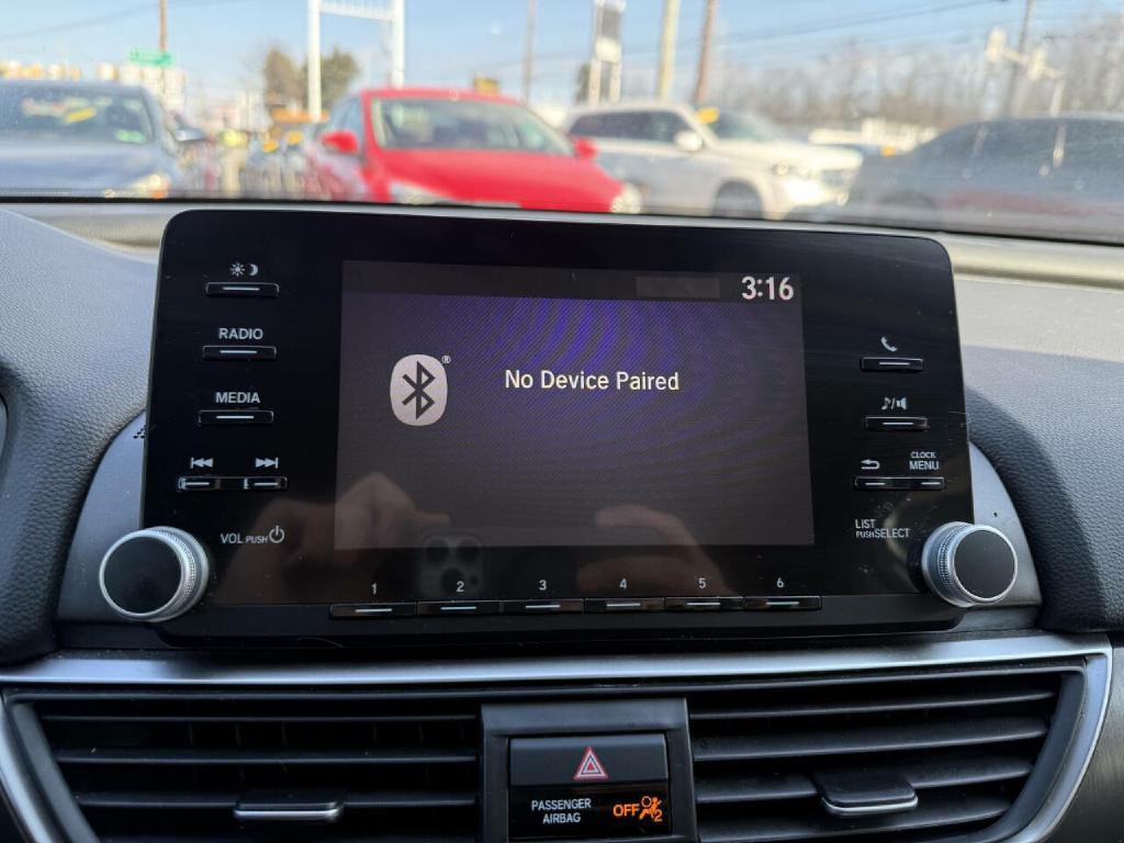2018 Honda Accord Image 47