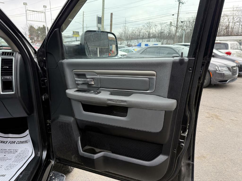 2016 RAM 1500 Image 38