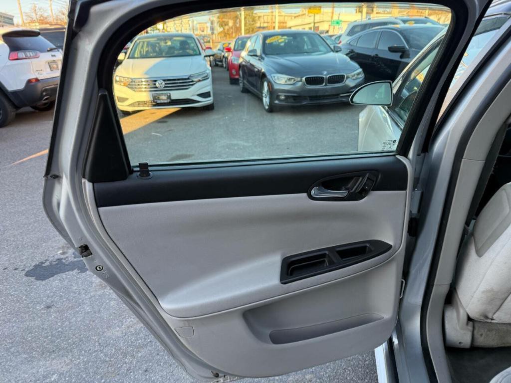 2014 Chevrolet Impala Image 31