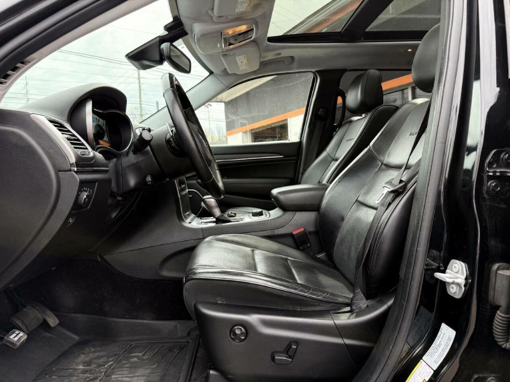 2017 Jeep Grand Cherokee Image 38