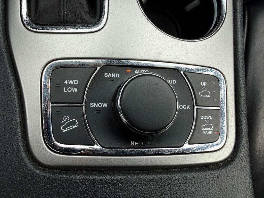 2017 Jeep Grand Cherokee Image 66
