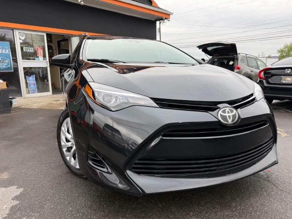 2017 Toyota Corolla Image 3