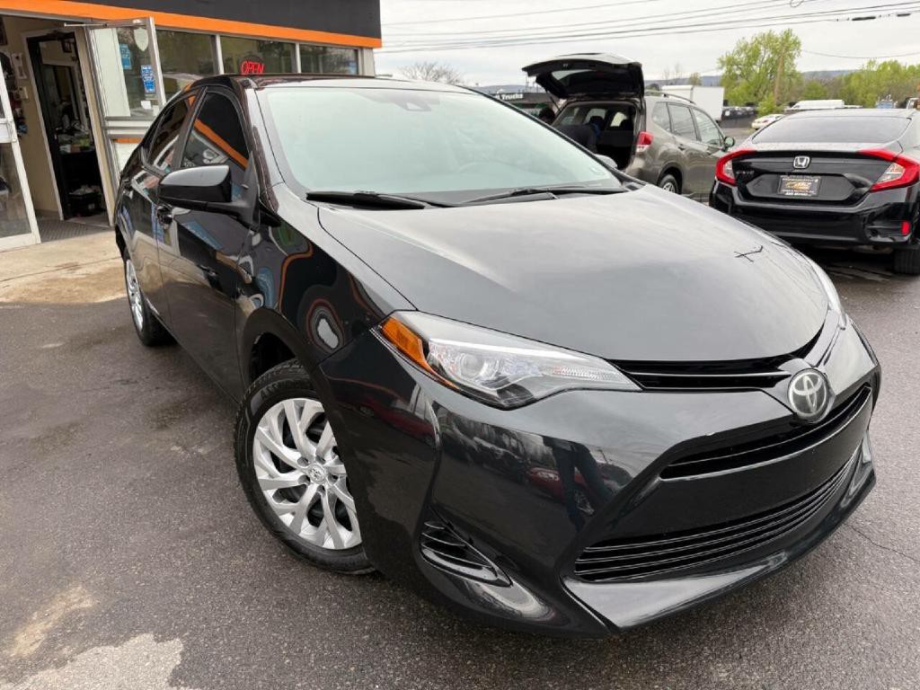 2017 Toyota Corolla Image 4