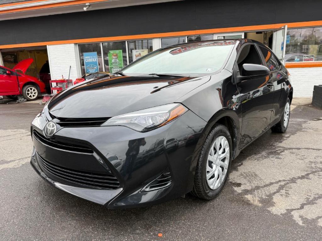 2017 Toyota Corolla Image 11