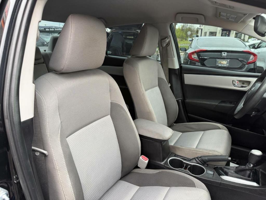 2017 Toyota Corolla Image 41
