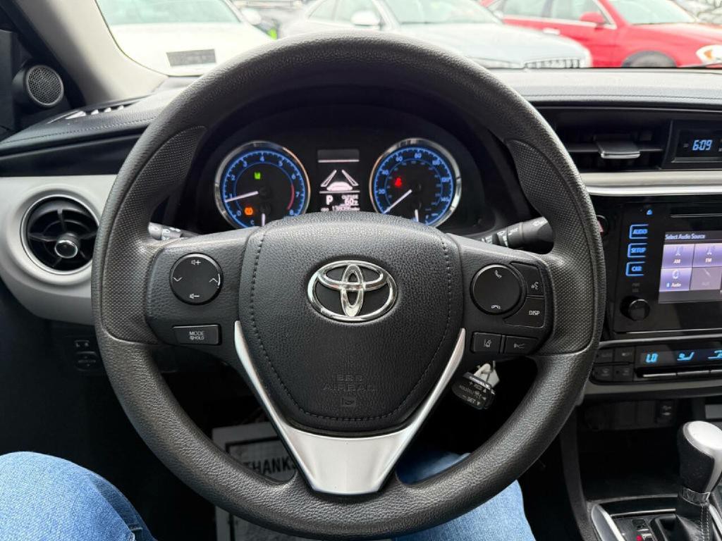 2017 Toyota Corolla Image 51