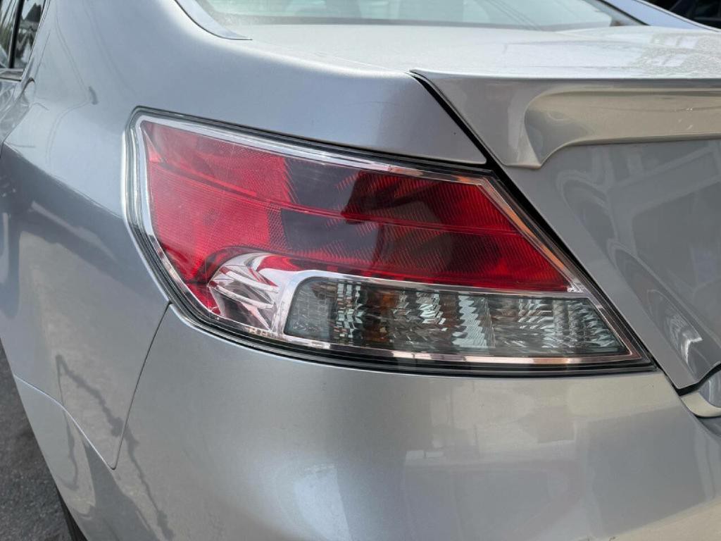 2013 Acura TL Image 25