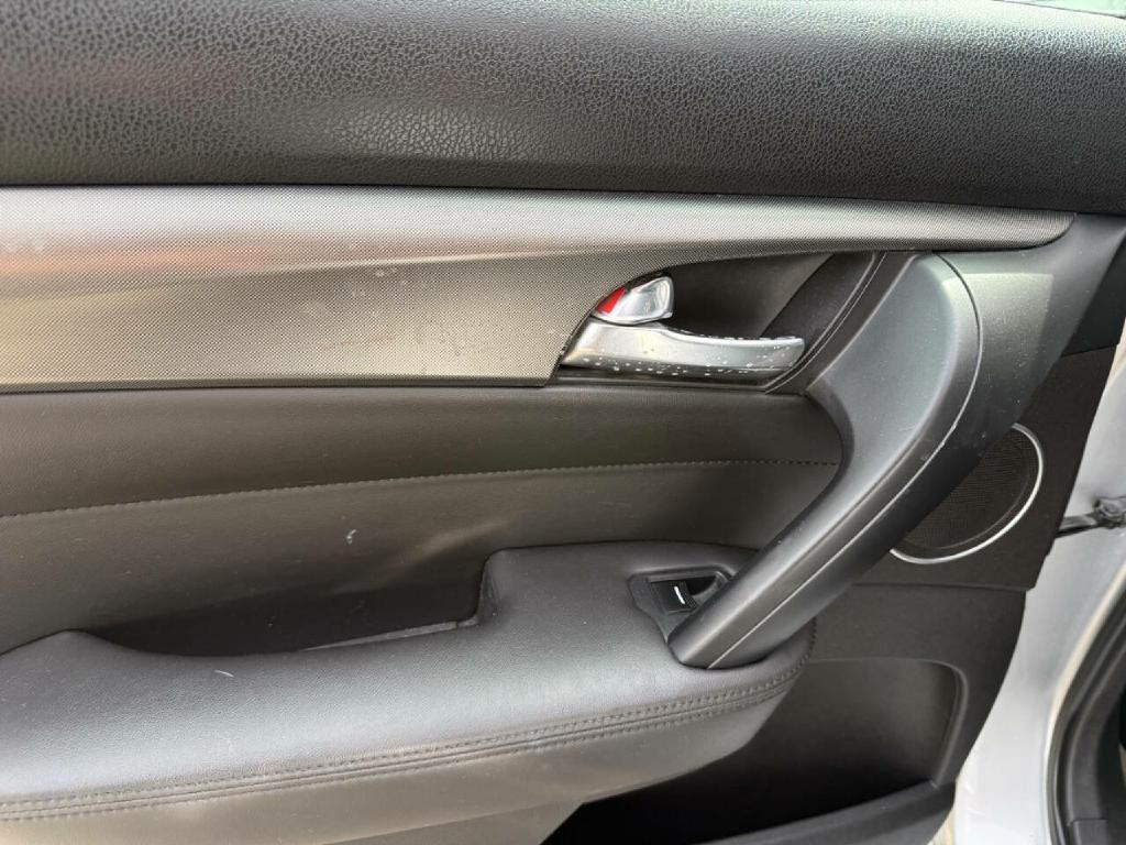 2013 Acura TL Image 32