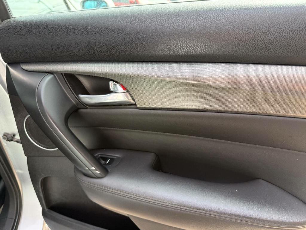2013 Acura TL Image 33