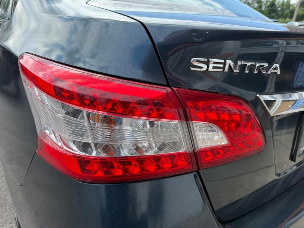2013 Nissan Sentra Image 22
