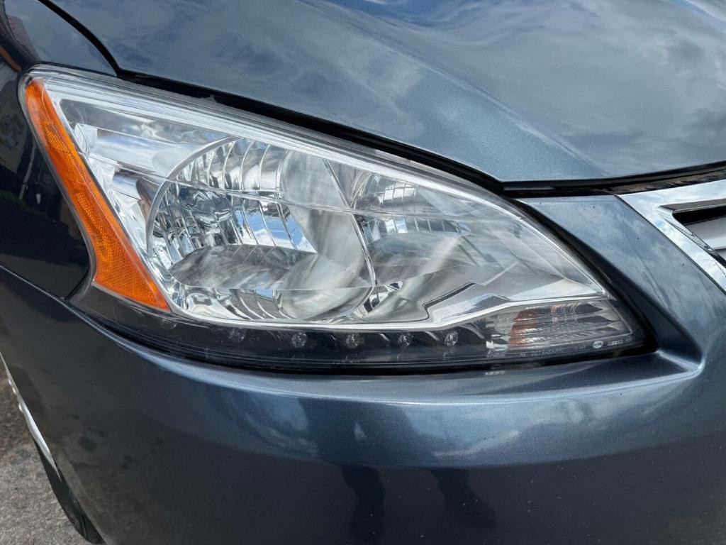 2013 Nissan Sentra Image 24