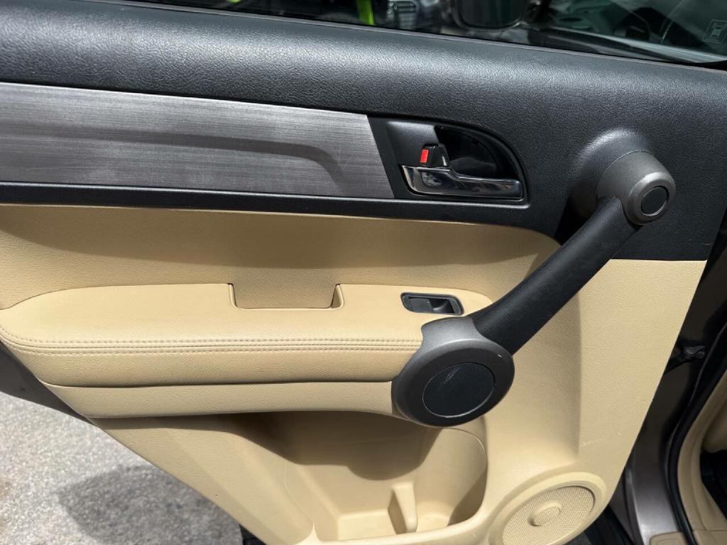 2010 Honda CR-V Image 31