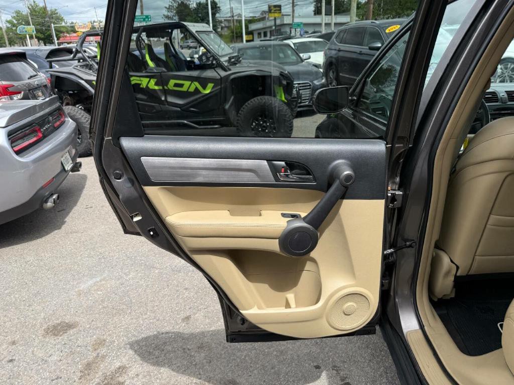 2010 Honda CR-V Image 32