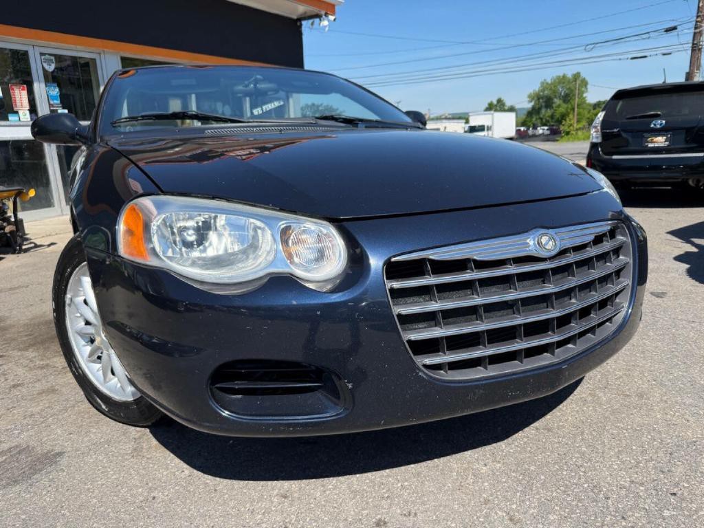 2004 Chrysler Sebring Image 4