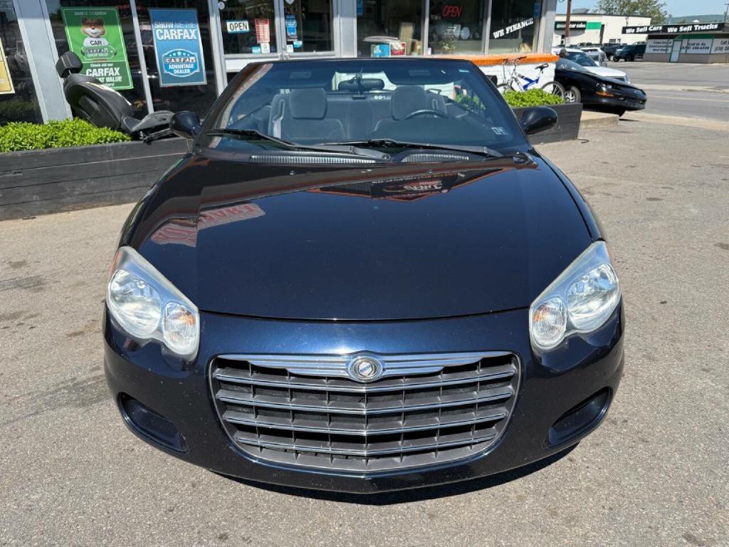 2004 Chrysler Sebring Image 10