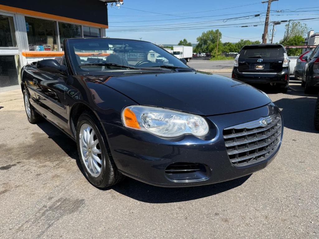 2004 Chrysler Sebring Image 13