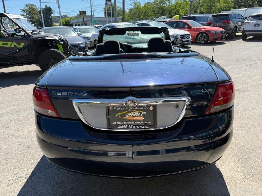 2004 Chrysler Sebring Image 15