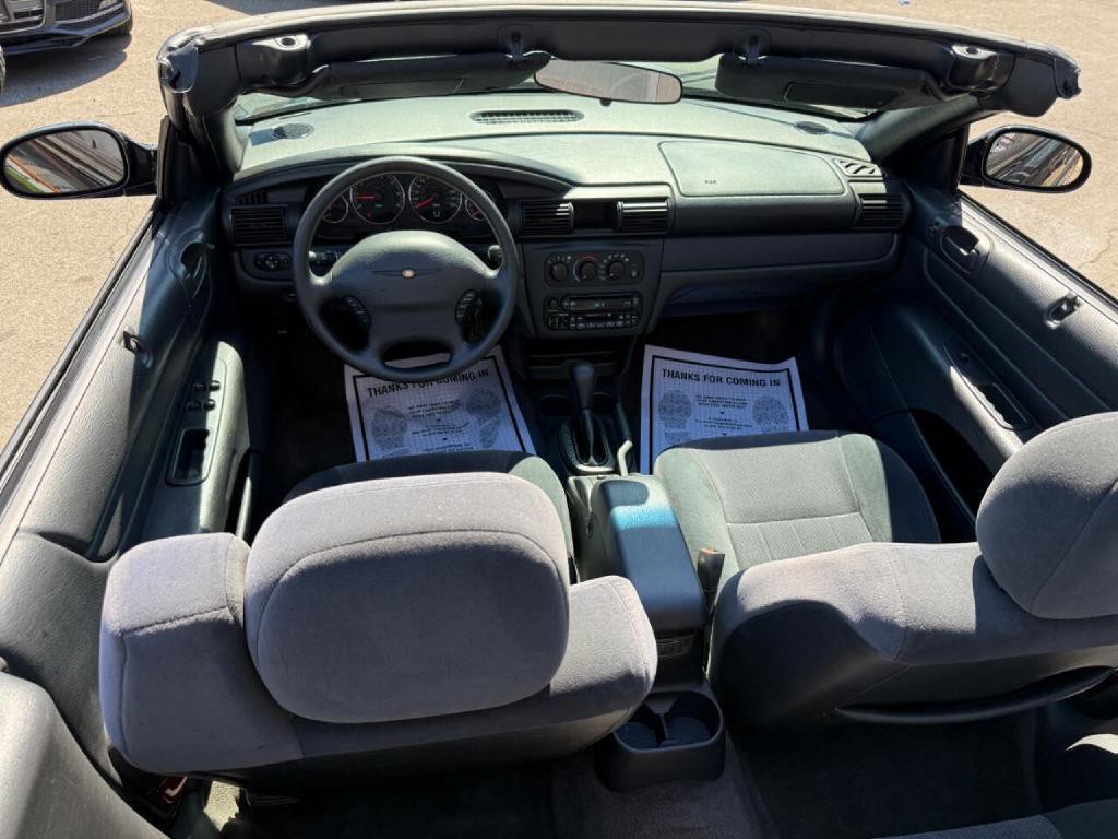 2004 Chrysler Sebring Image 30
