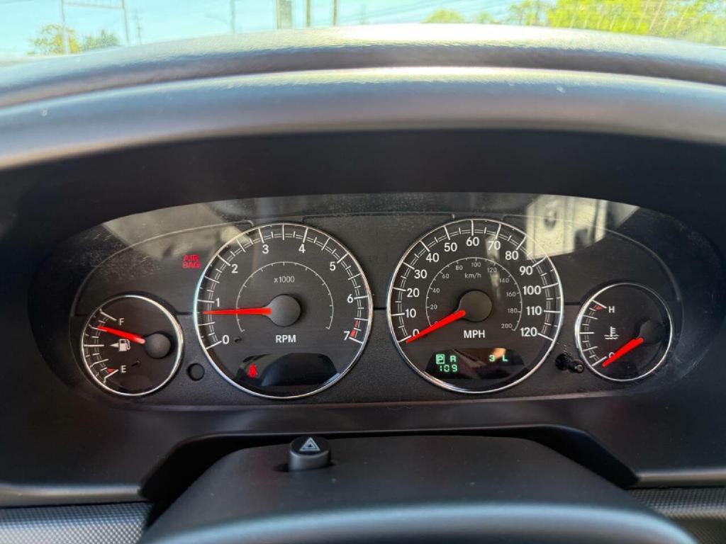 2004 Chrysler Sebring Image 43