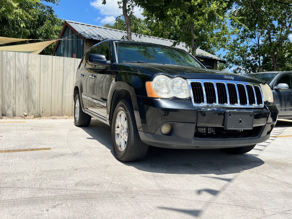 2010 Jeep Grand Cherokee Image 2