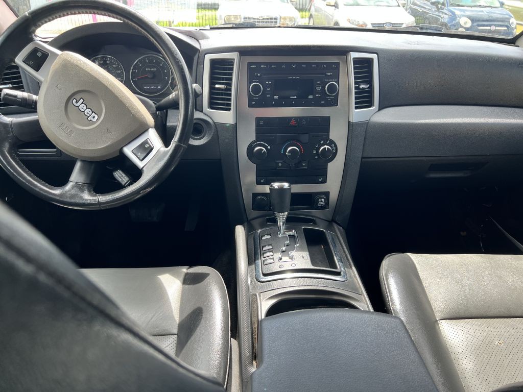 2008 Jeep Grand Cherokee Image 8