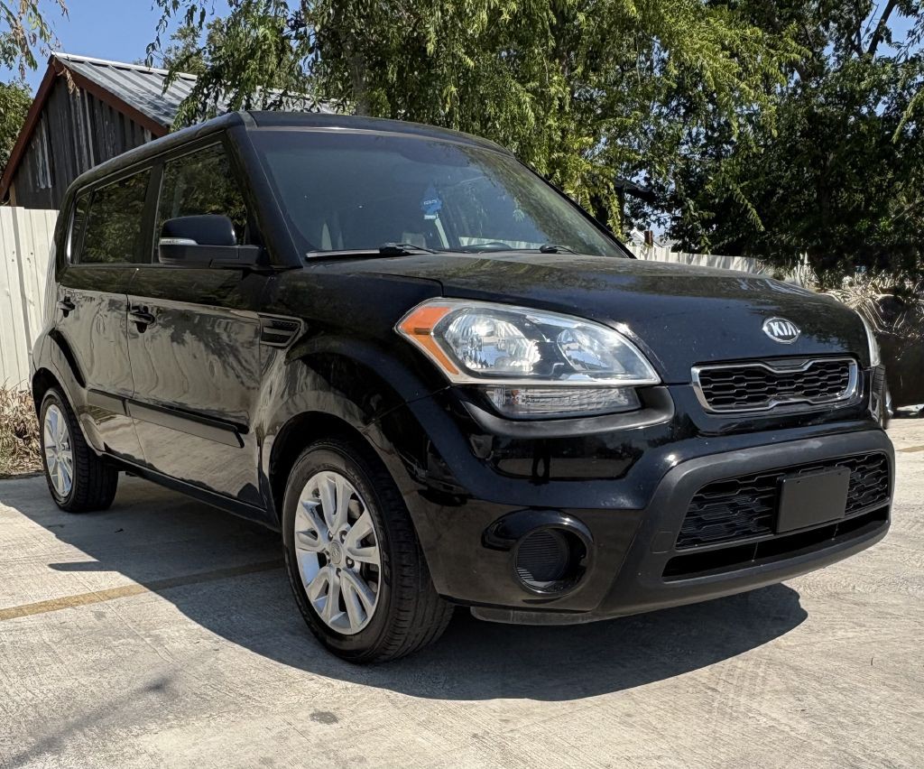 2013 Kia Soul Image 2