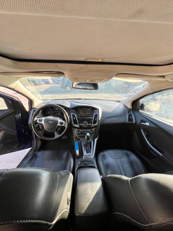 2012 Ford Focus Image 6