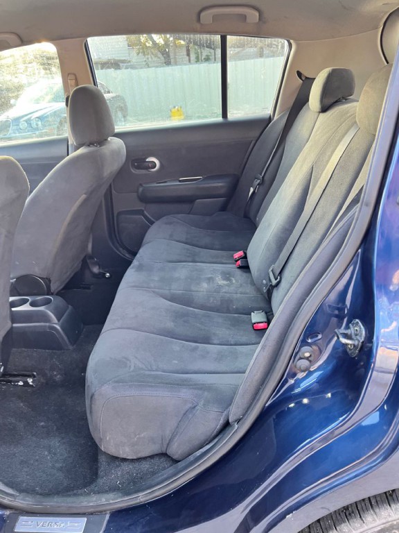 2009 Nissan Versa Image 5