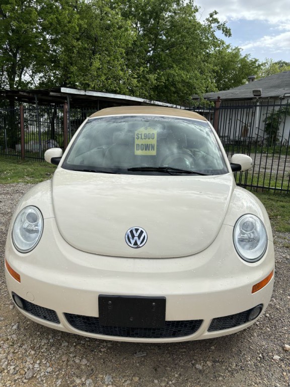 2006 Volkswagen Beetle Image 2