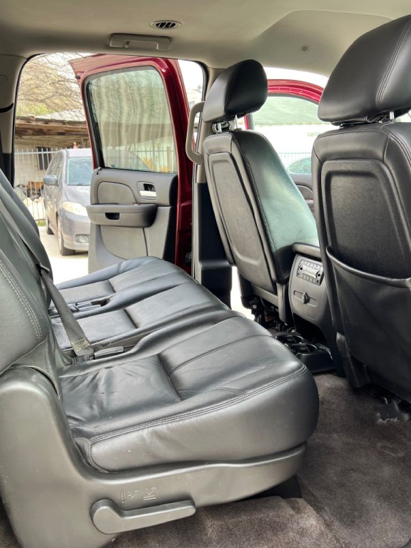 2010 GMC Yukon Image 5