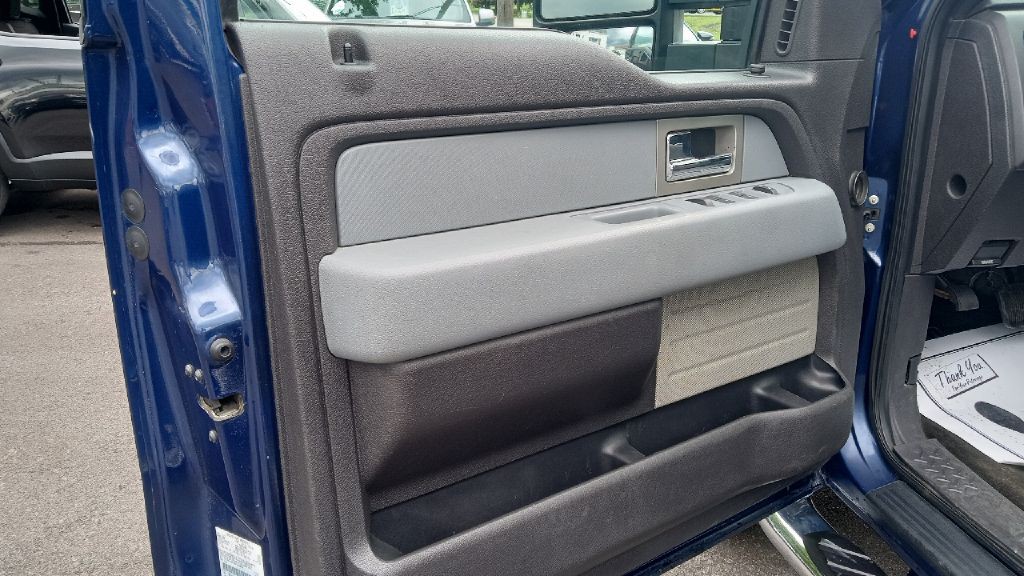 2011 Ford F-150 Image 12