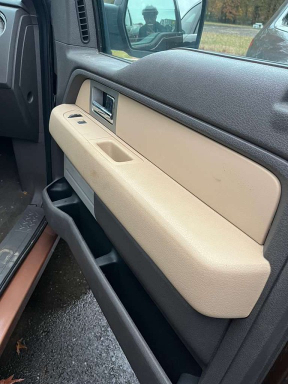 2011 Ford F-150 Image 8