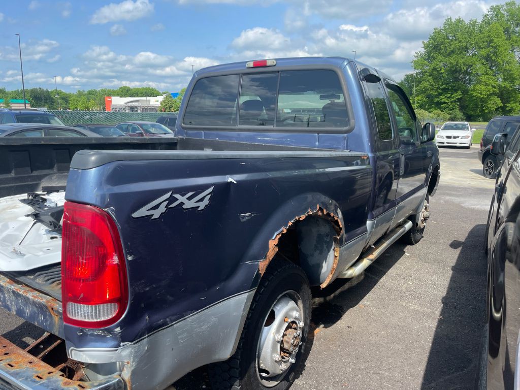 2004 Ford F-250 Image 3