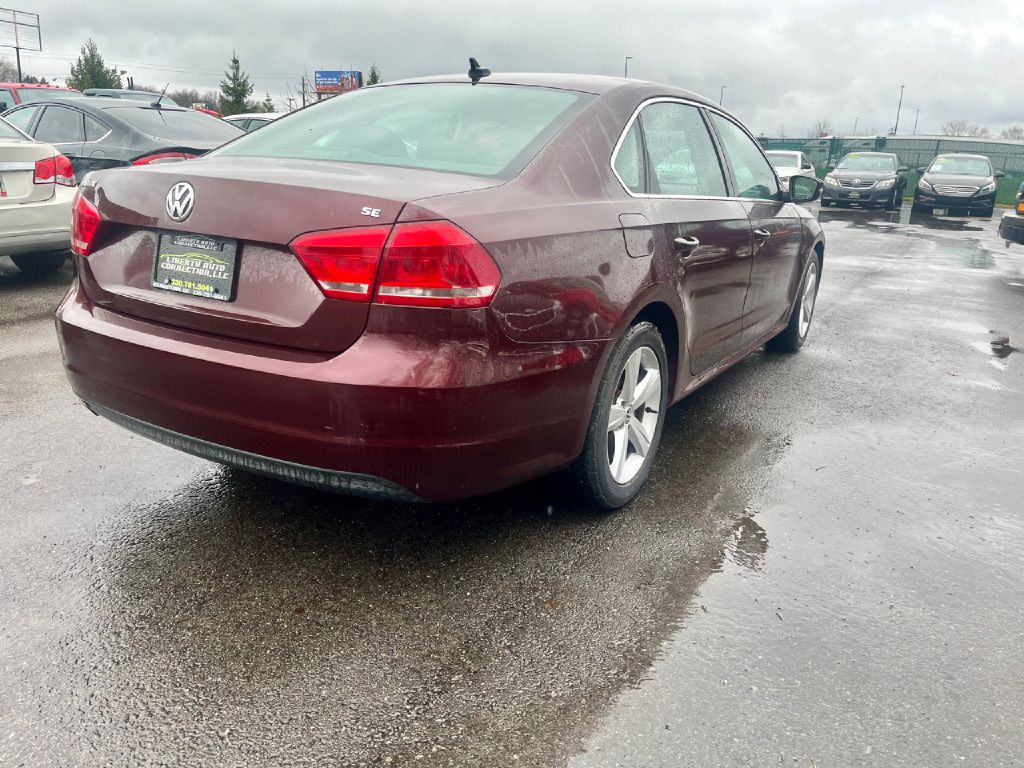 2012 Volkswagen Passat Image 4