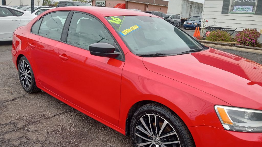 2016 Volkswagen Jetta Image 2