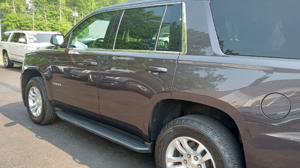 2017 Chevrolet Tahoe Image 3