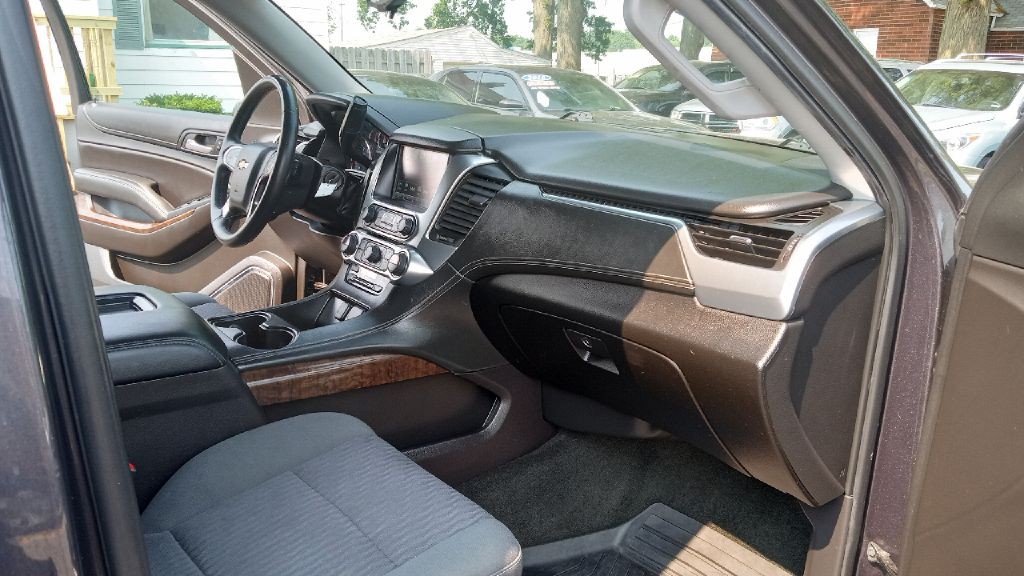 2017 Chevrolet Tahoe Image 13