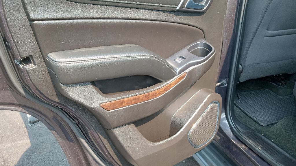 2017 Chevrolet Tahoe Image 17