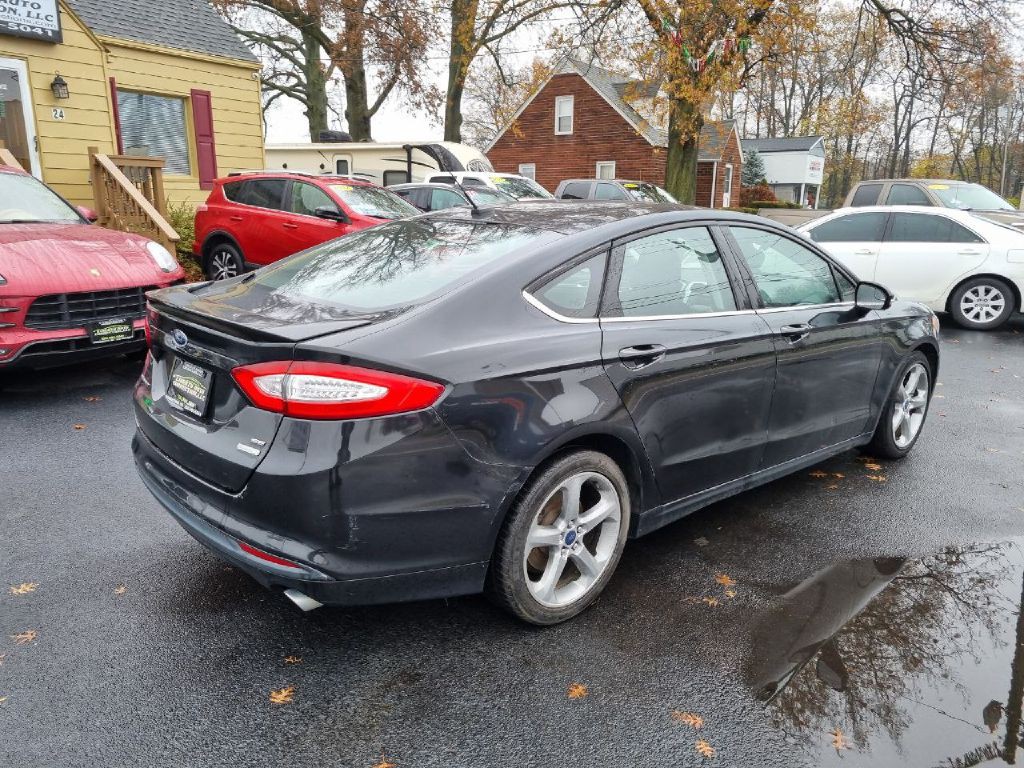 2015 Ford Fusion Image 4