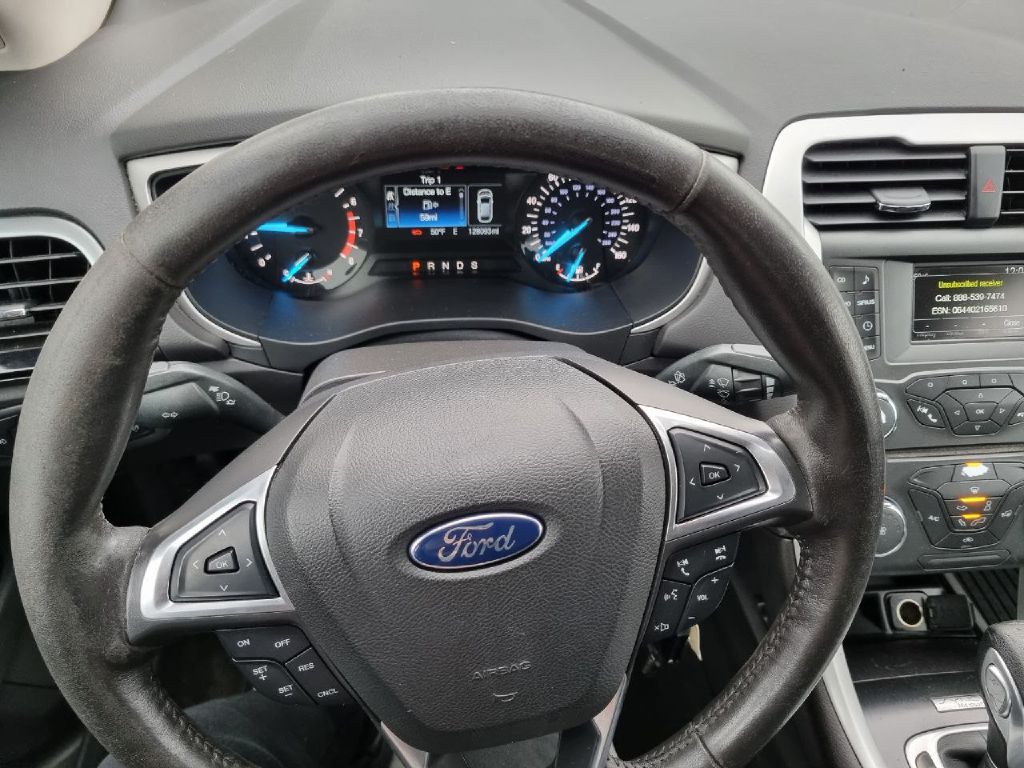 2015 Ford Fusion Image 10