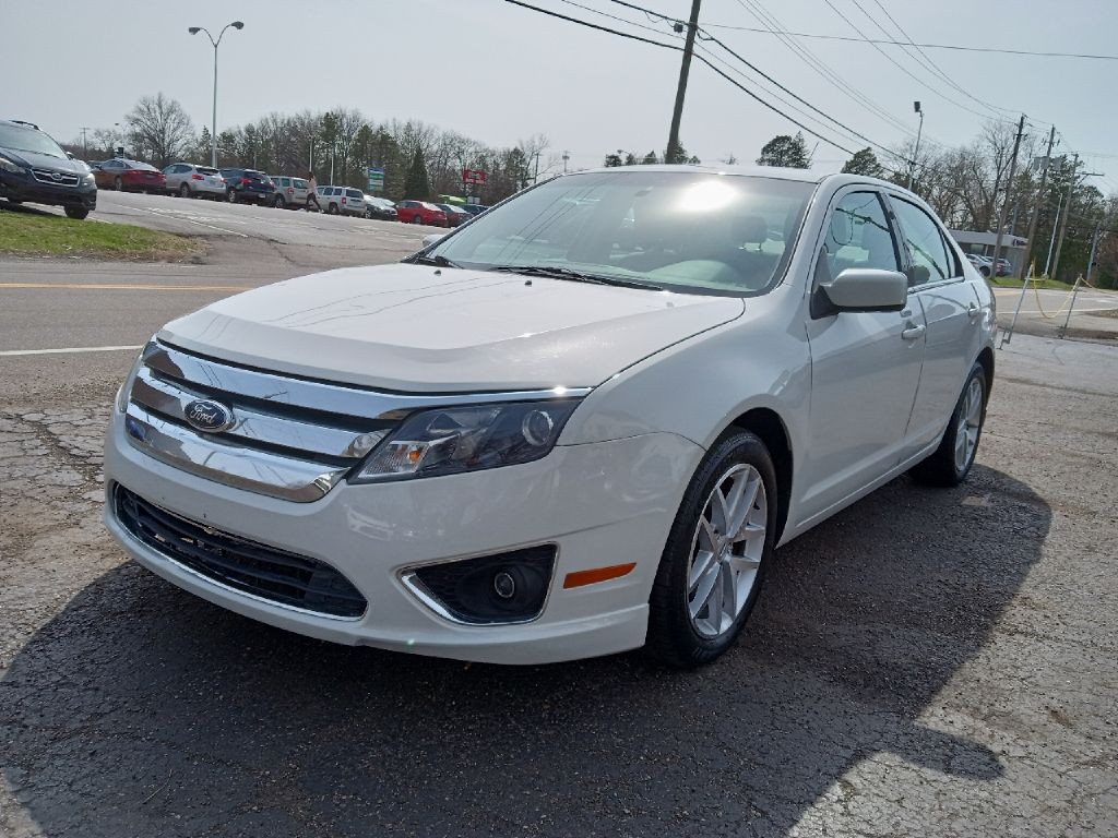 2012 Ford Fusion Image 2