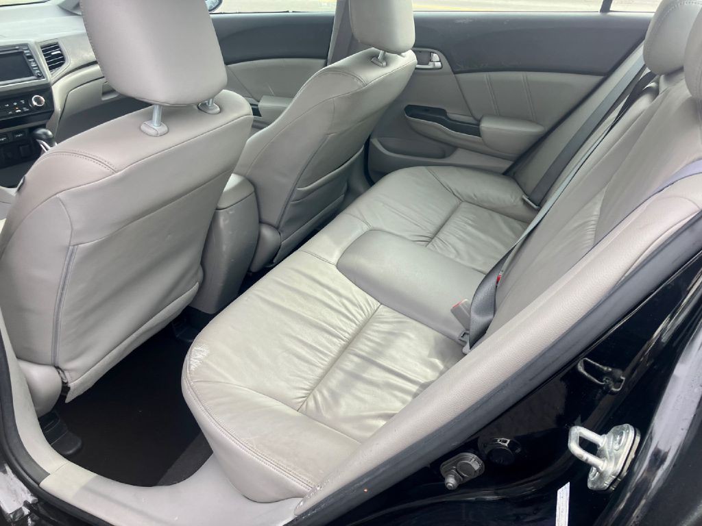 2012 Honda Civic Image 12
