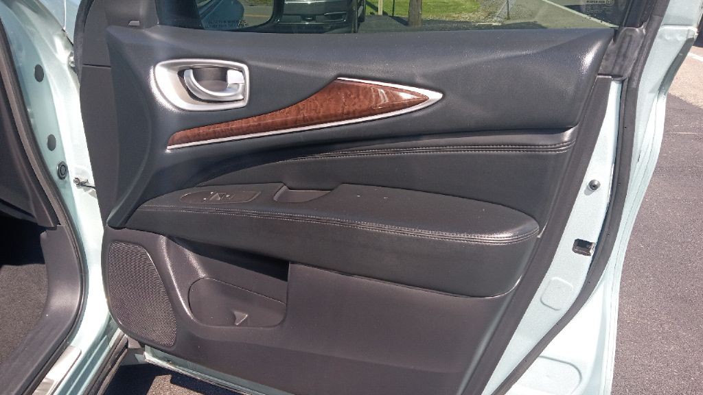 2013 INFINITI JX35 Image 18