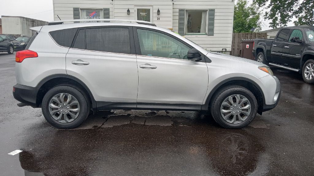 2014 Toyota Rav4 Image 4