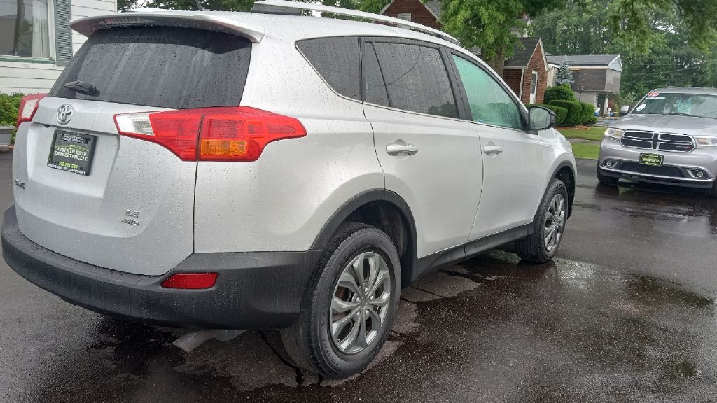 2014 Toyota Rav4 Image 8
